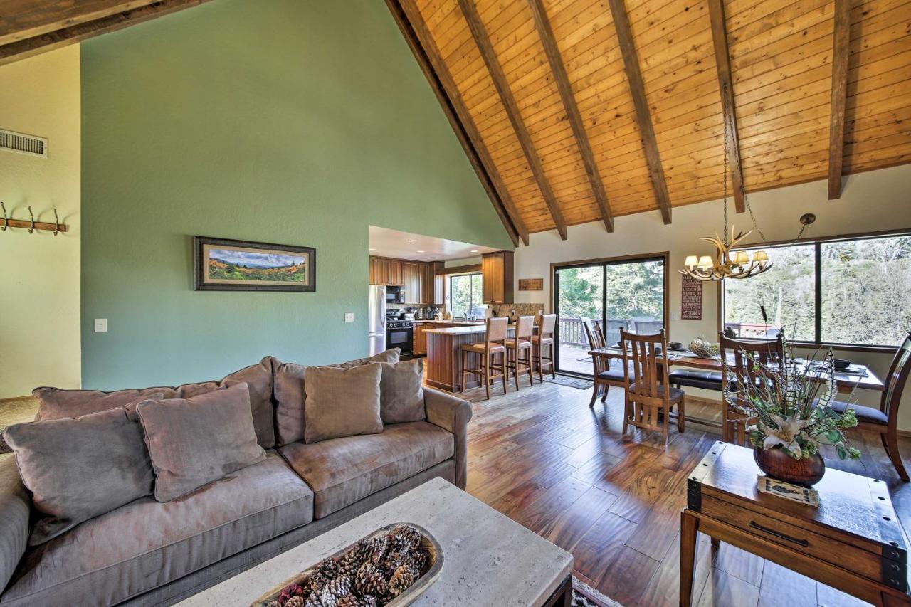 Spacious Lake Arrowhead Home With 2 Decks And Views Eksteriør bilde